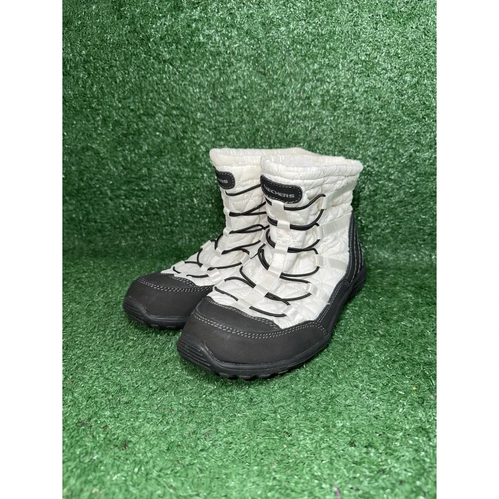 Skechers Women Size 8 Reggae Fest Quilted Puffer Outdoor Hiking Trail Rain Boots